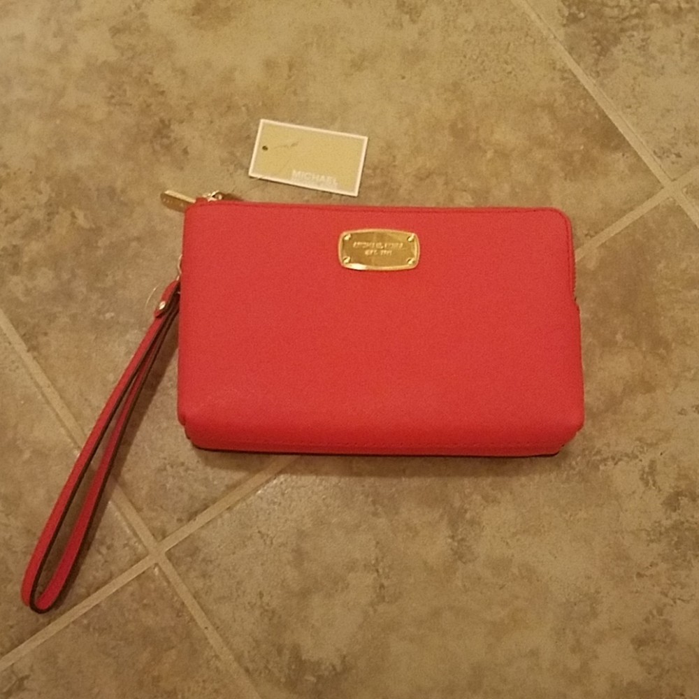 Michael Kors wristlet